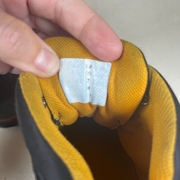 Timberland Toddler Boots - size for unknown see photos for measurements - Picture 9 of 10